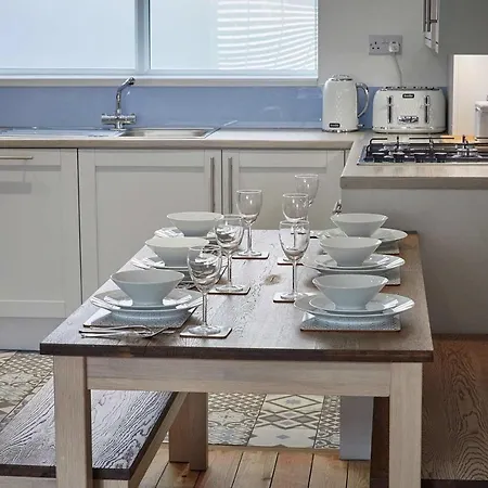 Host & - Oasis Holiday home *